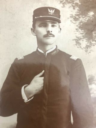 Civil War cabinet Card Photo young Captain 3