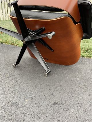 Eames Herman Miller Lounge Chair & Ottoman - Cherry & Black Leather 6