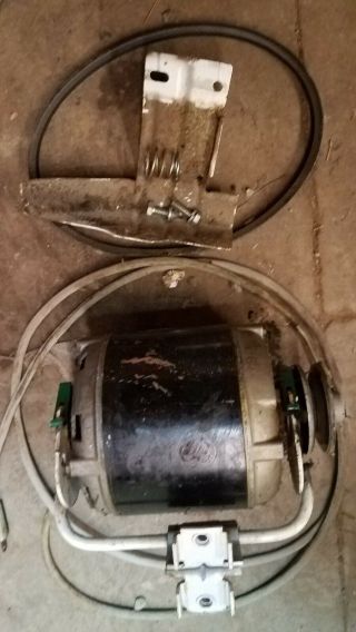 Vintage Maytag Wringer Washer electric motor but good 4