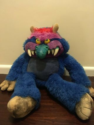 1986 MY PET MONSTER vintage plush toy with Hand Cuffs / Shackles Amtoy 4