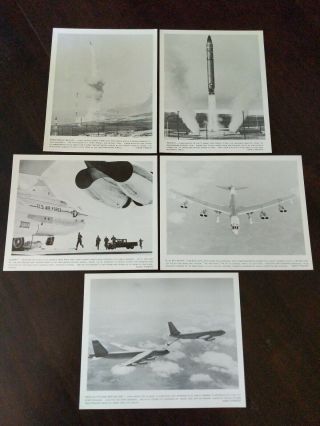 Rare Vintage USAF U.  S.  Air Force Strategic Air Command Information Kit 10