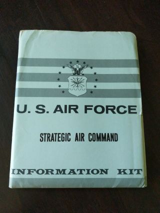 Rare Vintage Usaf U.  S.  Air Force Strategic Air Command Information Kit