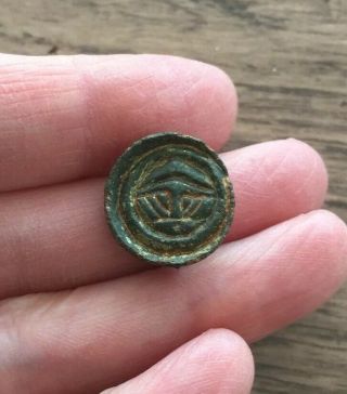 Anglo Saxon.  6th Century A.  D.  Gilt Bronze Button Brooch.  Head Of Wodan (odin).