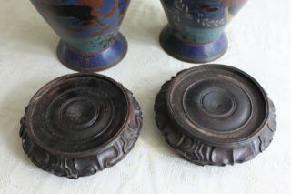 2 Large C19th Japanese Cloisonne Vases Carved Wood Stands Birds Feathers 40cm 8