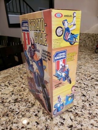 Evel Knievel STRATO CYCLE.  package 3