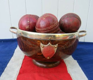 Gentlemans Antique Vintage Oak Trophy Bowl With 12 Antique Cricket Balls