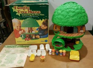 Vintage Kenner Tree Tots Family Tree House Playset Complete