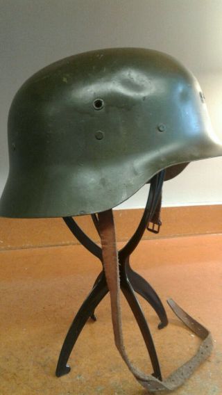 Ww2 German Helmet M35 W/ Chinstrap And Liner
