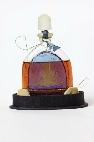 Lalique style French Toutmain perfume bottle,  France 6