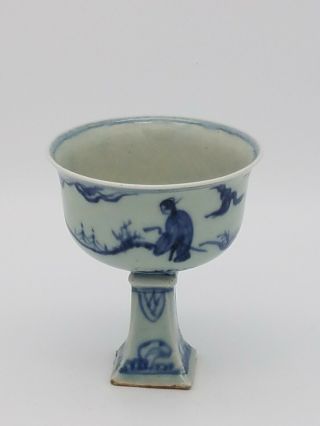 Ming Dynasty White And Blue Standing Cup 明代青花高腳杯