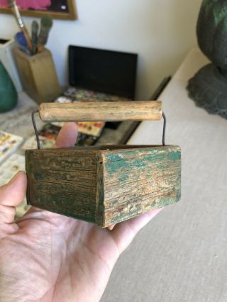 Sweet Antique Miniature Primitive Green Paint Berry Box Crate Tote c.  1910 7