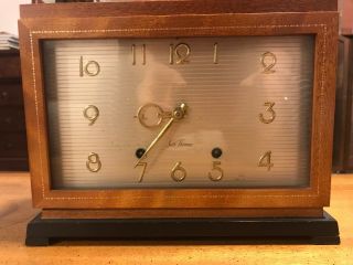 Vintage Mid Century Modern Seth Thomas Wood Case Clock Model E515 - 003 W/ Key