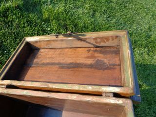 SUGAR CHEST PRIMITIVE ANTIQUE CHEST 1800 ' s PAINT DECORATED FOLK ART 7