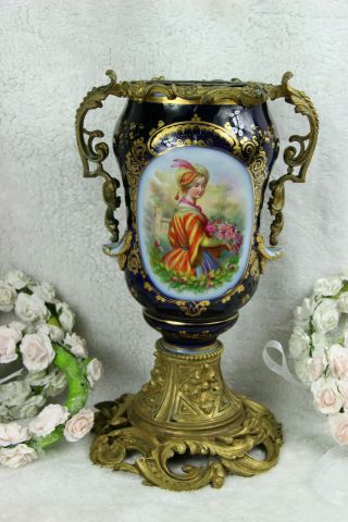 French Antique 19th C Vieux Paris Porcelain Portait Medaillon Vase Bronze Base