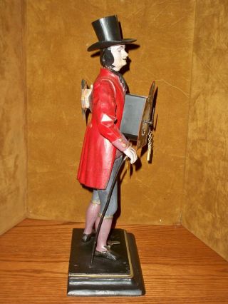 VINTAGE CAST IRON KEY WIND SHELF CLOCK OF COLONIAL STYLE FIGURE 100 6