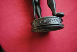 2 X CAST IRON STATUES - LEPRINCE NOIR AND LE ROI JEAN 4