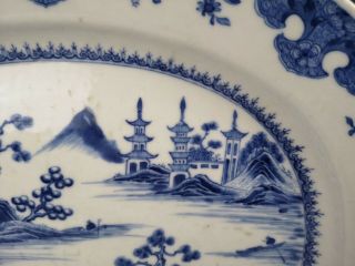 A large/beautiful Chinese 18C blue&white oval - shaped platter - Qianlong 5