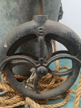 ANTIQUE RUSTIC IRON WATER WELL PULLEY,  WITH GALVANIZED WATER BUCKET/SOME HOLES 2