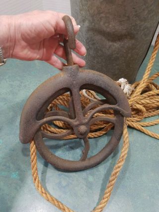 ANTIQUE RUSTIC IRON WATER WELL PULLEY,  WITH GALVANIZED WATER BUCKET/SOME HOLES 5