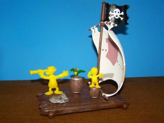 Ideal Disney Toy Pirate Ship with Disney Figures and Papo Raft 12