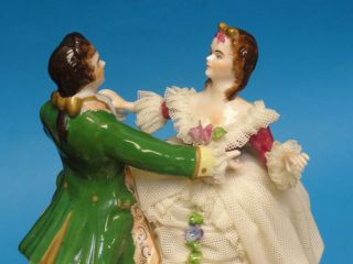 ANTIQUE MULLER VOLKSTEDT DRESDEN LACE DANCING COUPLE FIGURINE 5.  5 