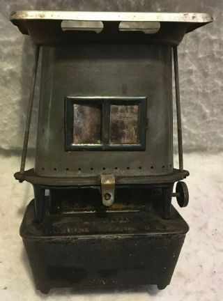 Vintage Union Sad Iron Kerosene Stove Heater Union C.  O & G.  S Co Gardner Mass Usa