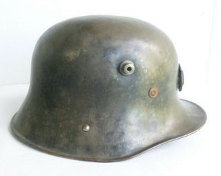 Irish M27 ' Vickers ' helmet (German WWI Stahlhelm influenced) display piece. 3