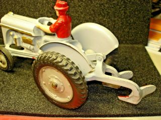 ARCADE FORDSON TRACTOR WITH BLADE Really shape - a real find 3