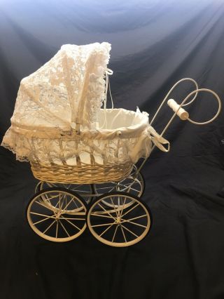 Vintage Wicker Baby Buggy Stroller Carriage Doll Antique White With Sheet Lining 2