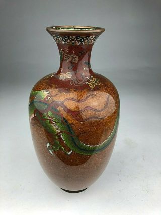 A JAPANESE CLOISONNE VASE WITH DRAGON 2