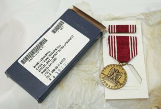 Us Army - Good Conduct Medal Set - Engraved With Name - Boxed