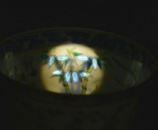 A VERY FINE CHINESE 19th CENTURY SMALL BOWL WITH MARK 12