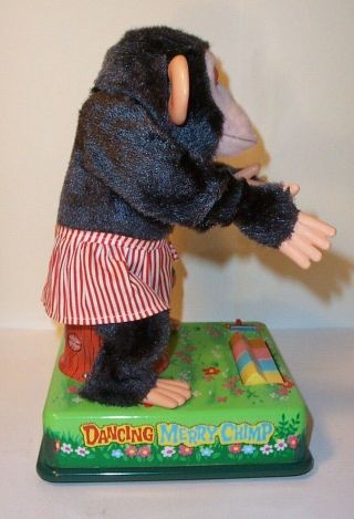 1960 ' s BATTERY OPERATED DANCING MERRY CHIMP JOLLY MUSICAL VINTAGE TOY MIB 7