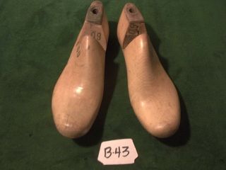 Pair Vintage Maple Wood Size 6 D 1475 Industrial Shoe Factory Last B - 43