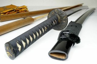 Art Mountings: Authentic Japanese Katana Sword 420yr Antique Samurai Nihonto