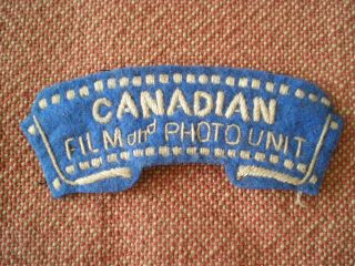 Ww2 Canadian Film And Photo Unit Cloth Shoulder Title Badge