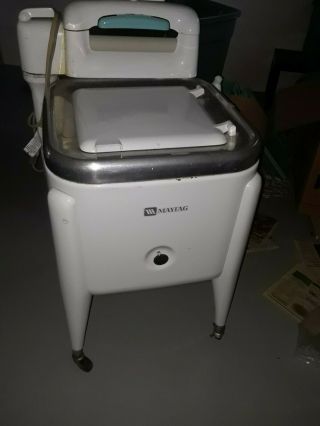 Maytag Vintage Wringer Washer Washing Machine
