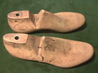 Vintage Pair Wood 400 Size 10 - 1/2 E UNITED LAST Shoe Industrial Last D - 33 3