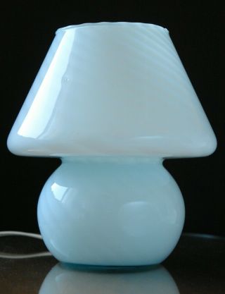 Vintage Mid - Century Mod Murano Swirl Art Glass Mushroom Table Lamp Bleu