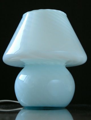 Vintage Mid - Century Mod MURANO SWIRL ART GLASS MUSHROOM TABLE LAMP Bleu 2