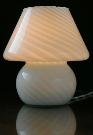 Vintage Mid - Century Mod MURANO SWIRL ART GLASS MUSHROOM TABLE LAMP Bleu 4
