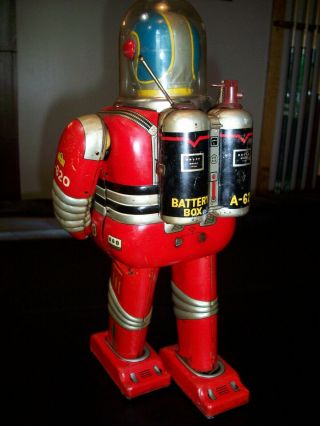 vintage Cragstan Astronaut,  antique toy from Japan,  battery operated robot 3