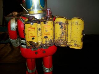 vintage Cragstan Astronaut,  antique toy from Japan,  battery operated robot 4