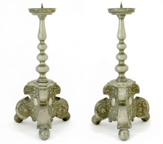 MAGNIFICENT PAIR LATE 17th CENTURY PEWTER CANDLESTICKS 2