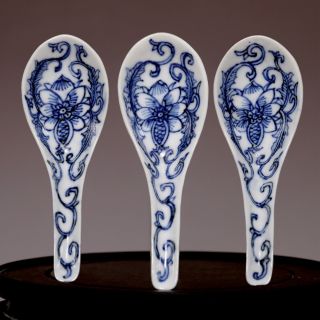 Three Unique China Early Qing Dynasty Kangxi Old Blue And White Small Spoon Hx96