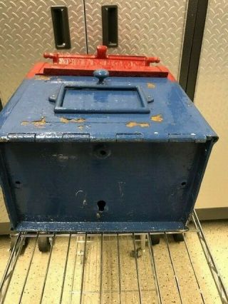 Antique/Vintage Metal U.  S.  Post Office Letter Mailbox w/Knob In Place Of Key 4