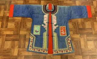 Lovely Antique Chinese Silk Robe Of Lady’s Or Child’s Fine Details Qing