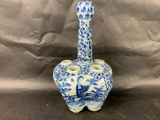 18th/19th C.  Chinese Blue and White Conjoined Six - Mouthed Vase 2