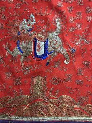 MASSIVE ANTIQUE CHINESE TEXTILE EMBROIDERY WALL HANGING WITH FOO LOIN 3