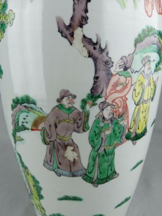 A CHINESE PORCELAIN FAMILLE VERTE BALUSTER VASE 19TH CENTURY DOUBLE CIRCLE MARK 10